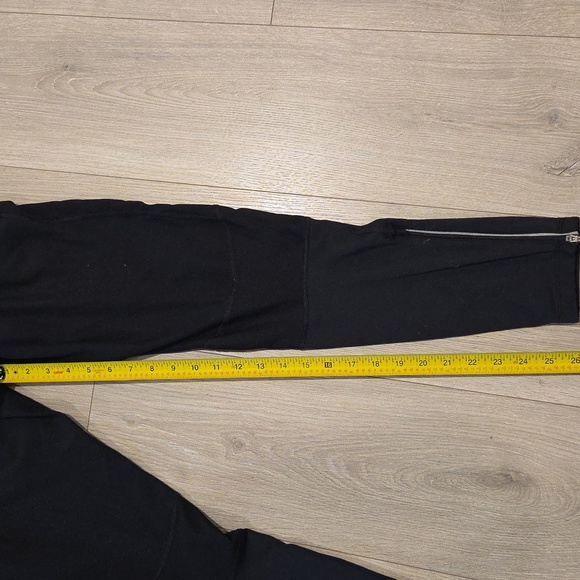 Nike Dri Fit Running Pants - Picture 7 of 7